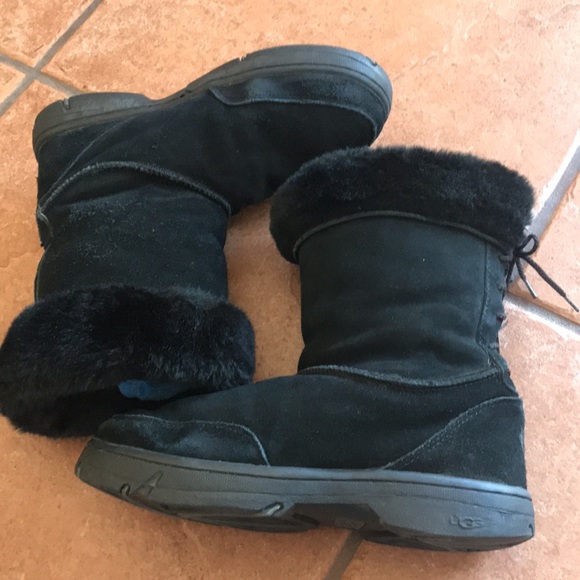 Ugg black leather sheepskin winter boots shoes size W9 - Picture 13 of 16